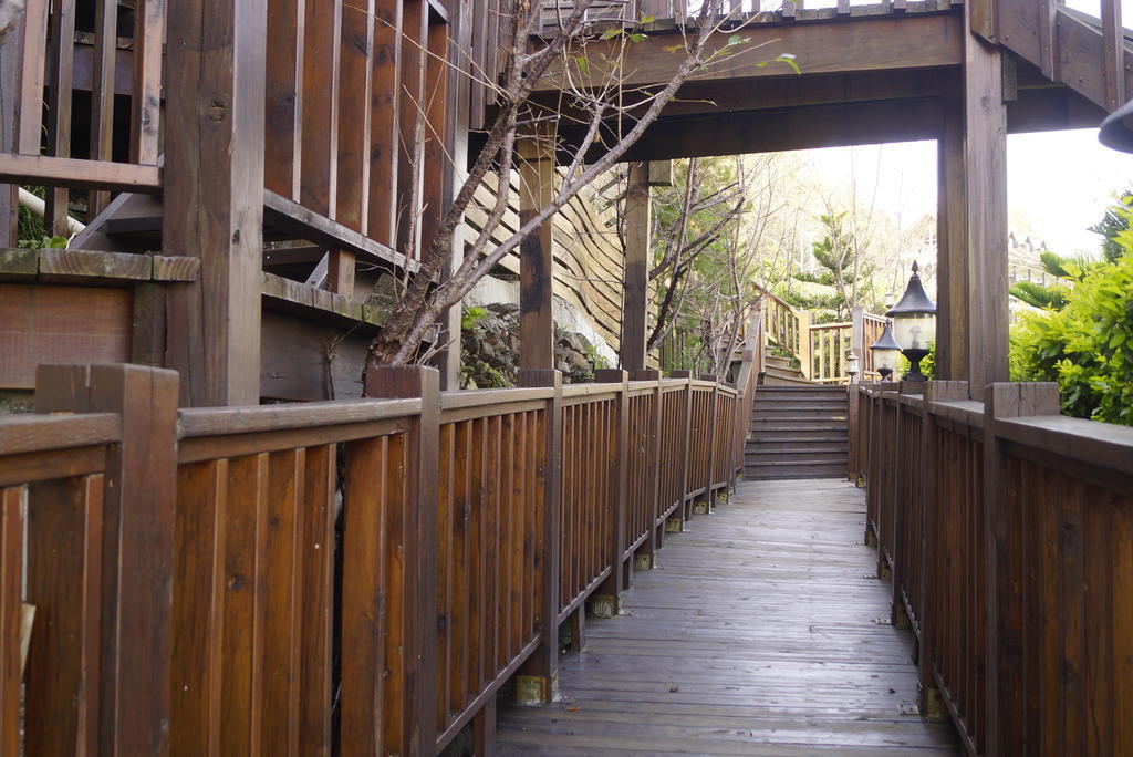 Spring Ground Resort Zsenaj Kültér fotó